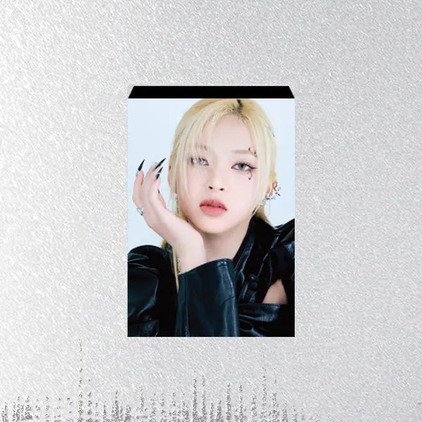 BABYMONSTER 1st Mini Album - BABYMONS7ER (YG Tag Album Ver.)