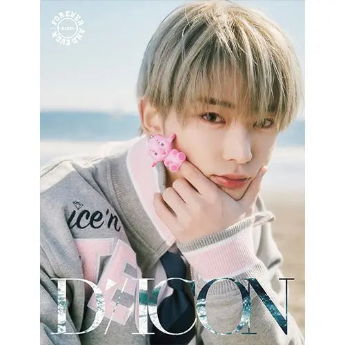 D-Icon Issue N°28 &TEAM Forever and Ever (A Type)