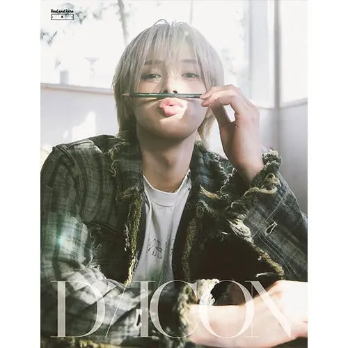 D-Icon Issue N°28 &TEAM Real and Rare (B Type)