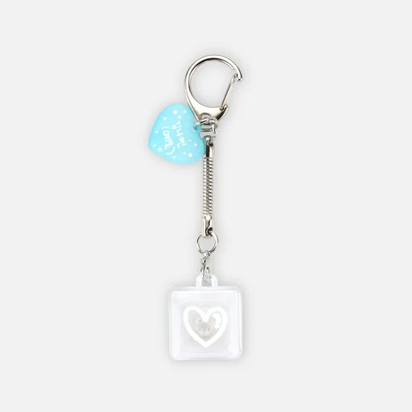 Hearts2Hearts FOCUS Official Merchandise - Key Cap Keyring