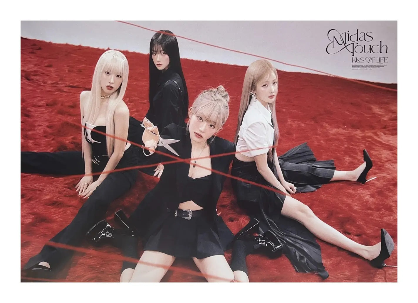 KISS OF LIFE 1st Single Album Midas Touch (Photobook Ver