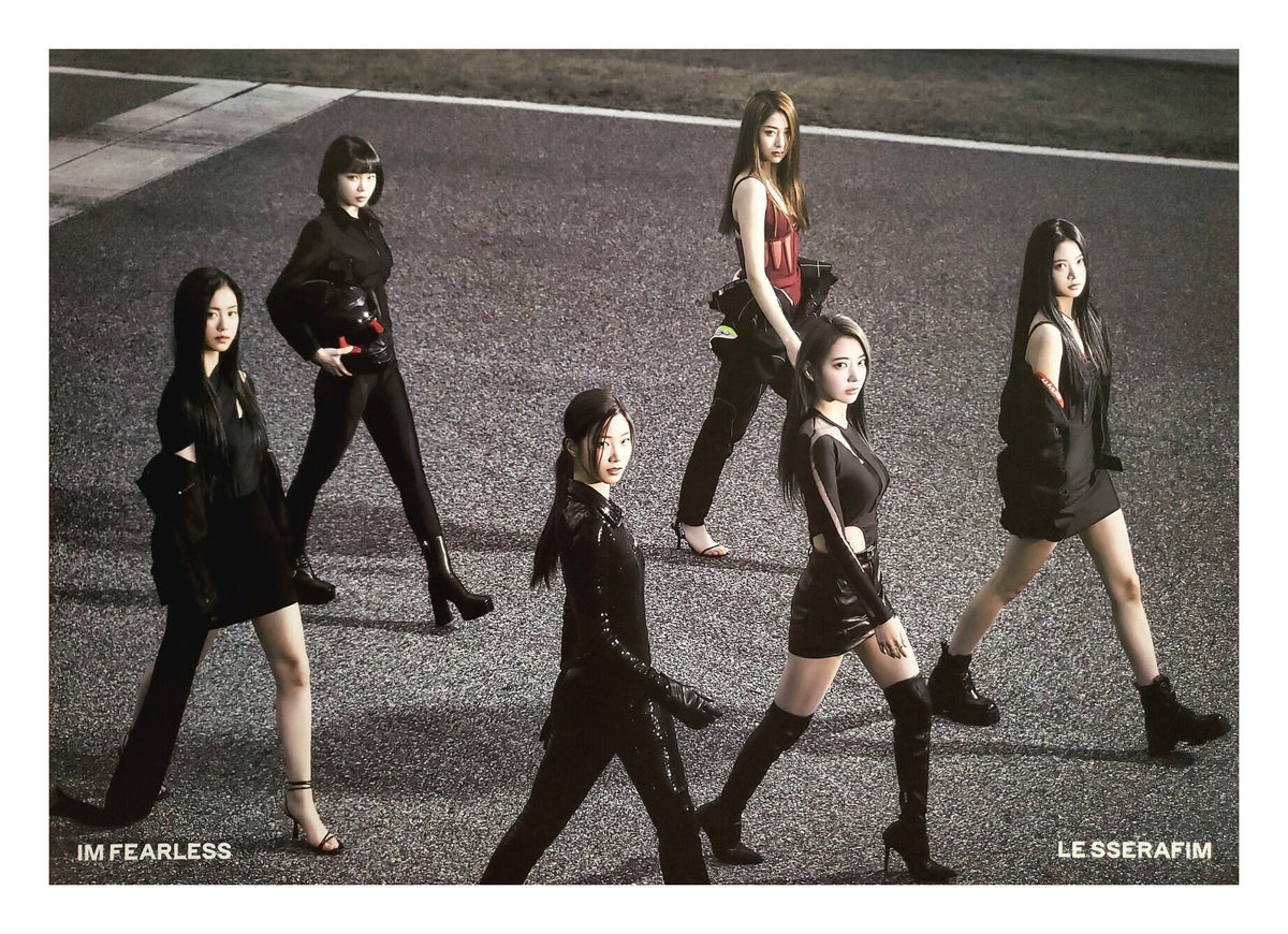 Le Sserafim 1st Mini Album Fearless Official Poster - Photo