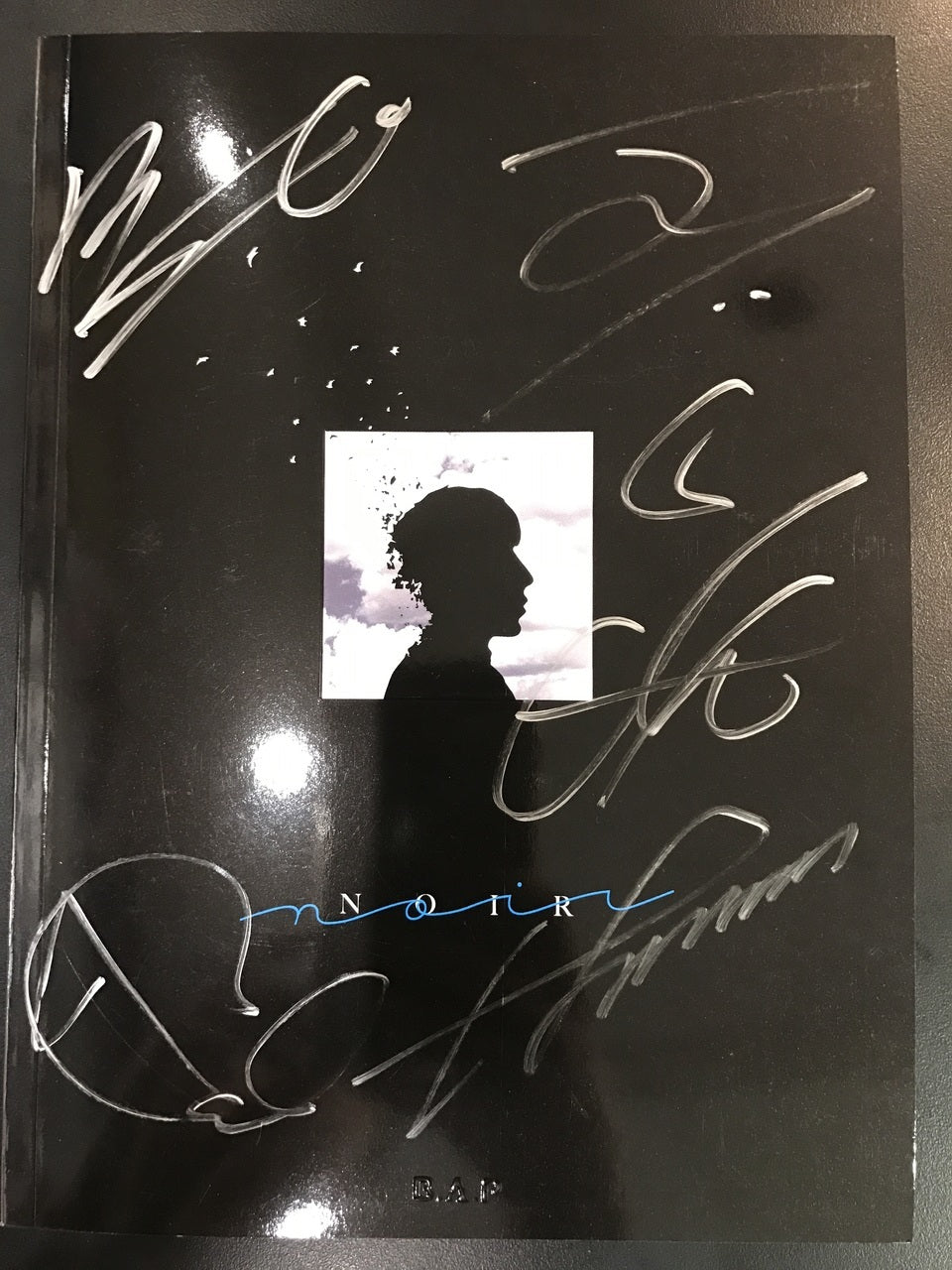 B.A.P Autographed 2nd Full Album [Noir] (Limited Edition) – Choice Music LA