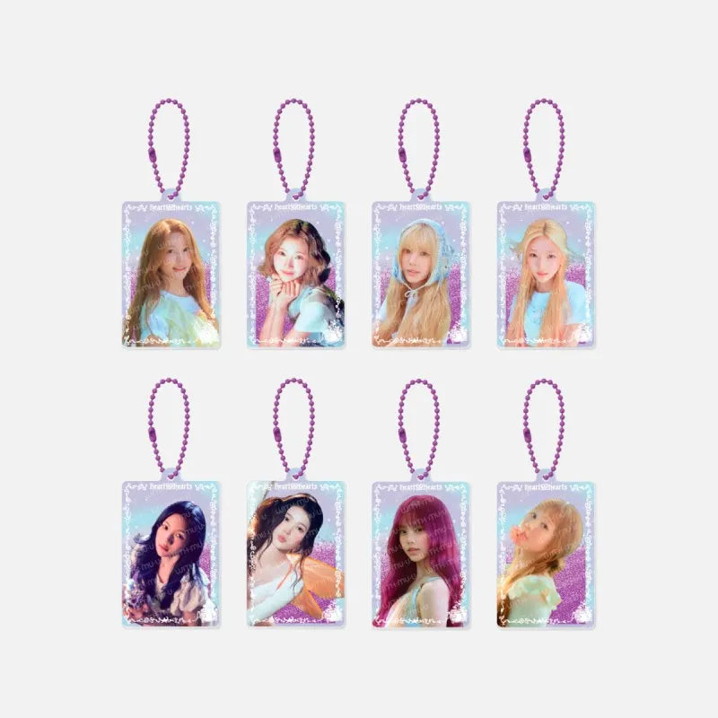 [Pre-Order] Hearts2Hearts ICONIC HEART Official Merchandise - Random Acrylic Keyring