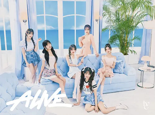 IVE Japan 2nd EP - Alive (Limited Edition A) [Japan Import]