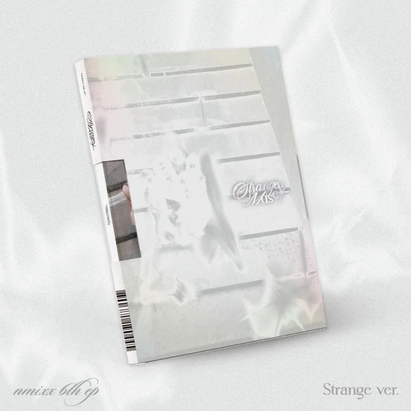 [Pre-Order] NMIXX 6th Mini Album - Strange Muse