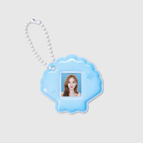 [Pre-Order] Red Velvet A Day in Red &amp; Velvet Official Merchandise - Mini ID Photo Holder Set