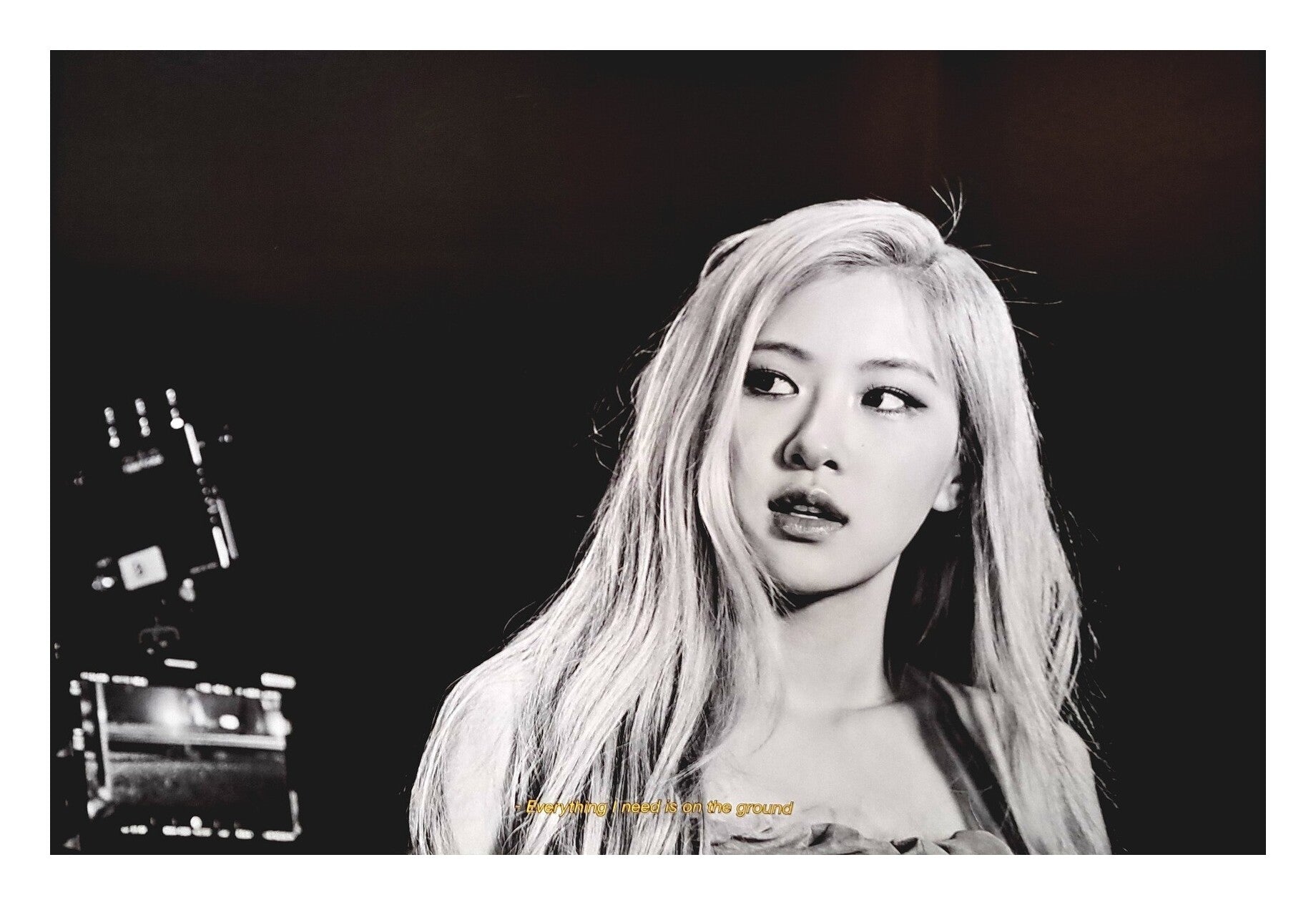 Rose 1st Single Album R Official Poster - Photo Concept 4 – Choice Music LA