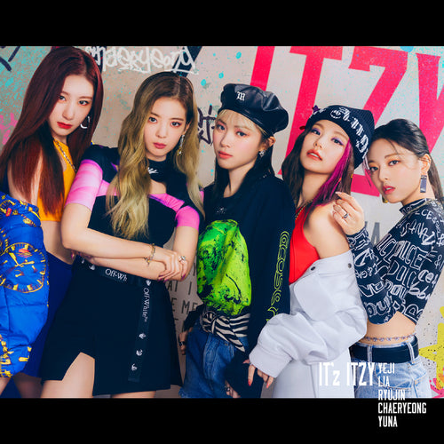 [Japan Import] Itzy - It&#39;z Itzy (Regular Version)
