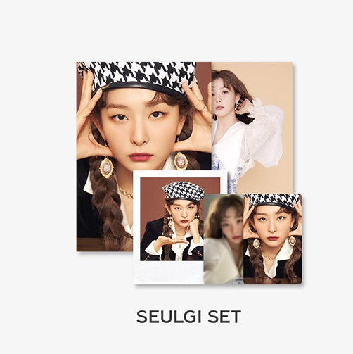 Red Velvet 2022 Season&#39;s Greeting Photo Pack