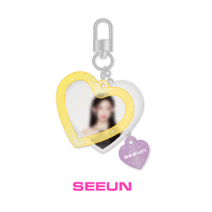 STAYC Young-Luv.Com Official Merchandise - Heart Key Ring