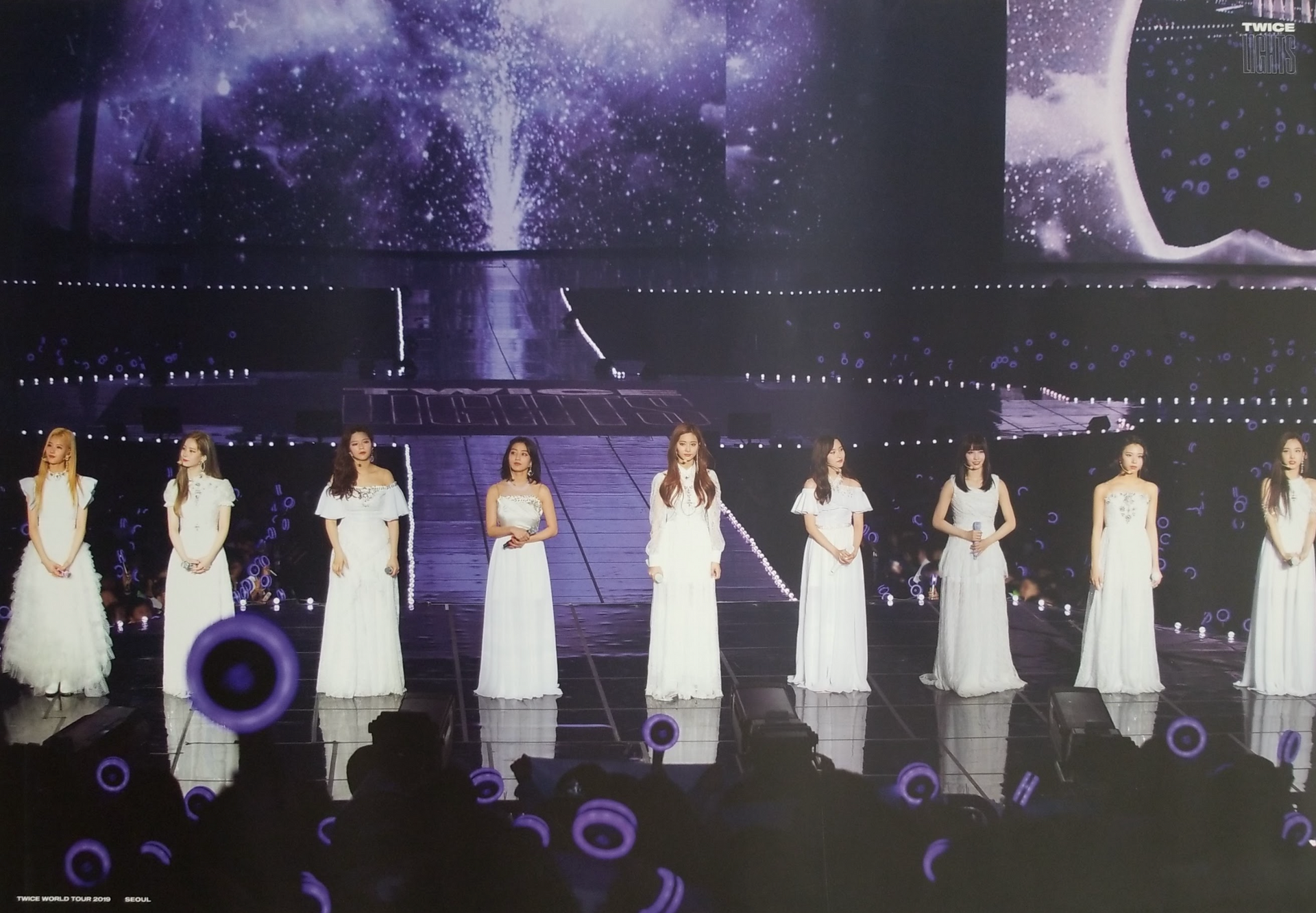【廃盤】twicelights dvd ポスター付 TWICE WORLD TOUR 2019 TWICELIGHTS OFFICIAL GOODS IMAGE PICKET NEW