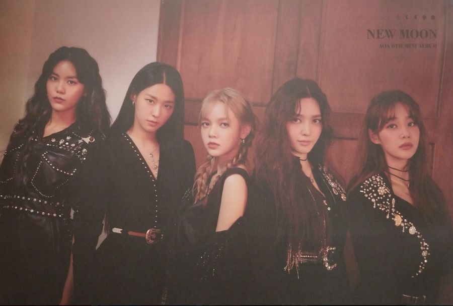 AOA 6th Mini Album New Moon Official Poster - Photo Concept 1