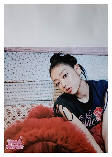 YooA 2nd Mini Album Selfish Official Poster - Photo Concept Heart