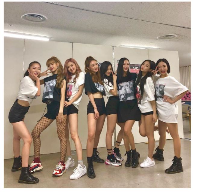 Blackpink YG Official Goods Square Up Blackpink T-Shirts Type 2 (White)